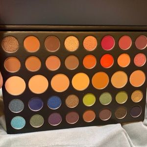 Morphe 39A Eyeshadow Palette